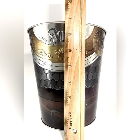 The War of the Rohirrim Popcorn Tin 130oz LOTR The Lord of the Rings Trash Can - Picture 7 of 9